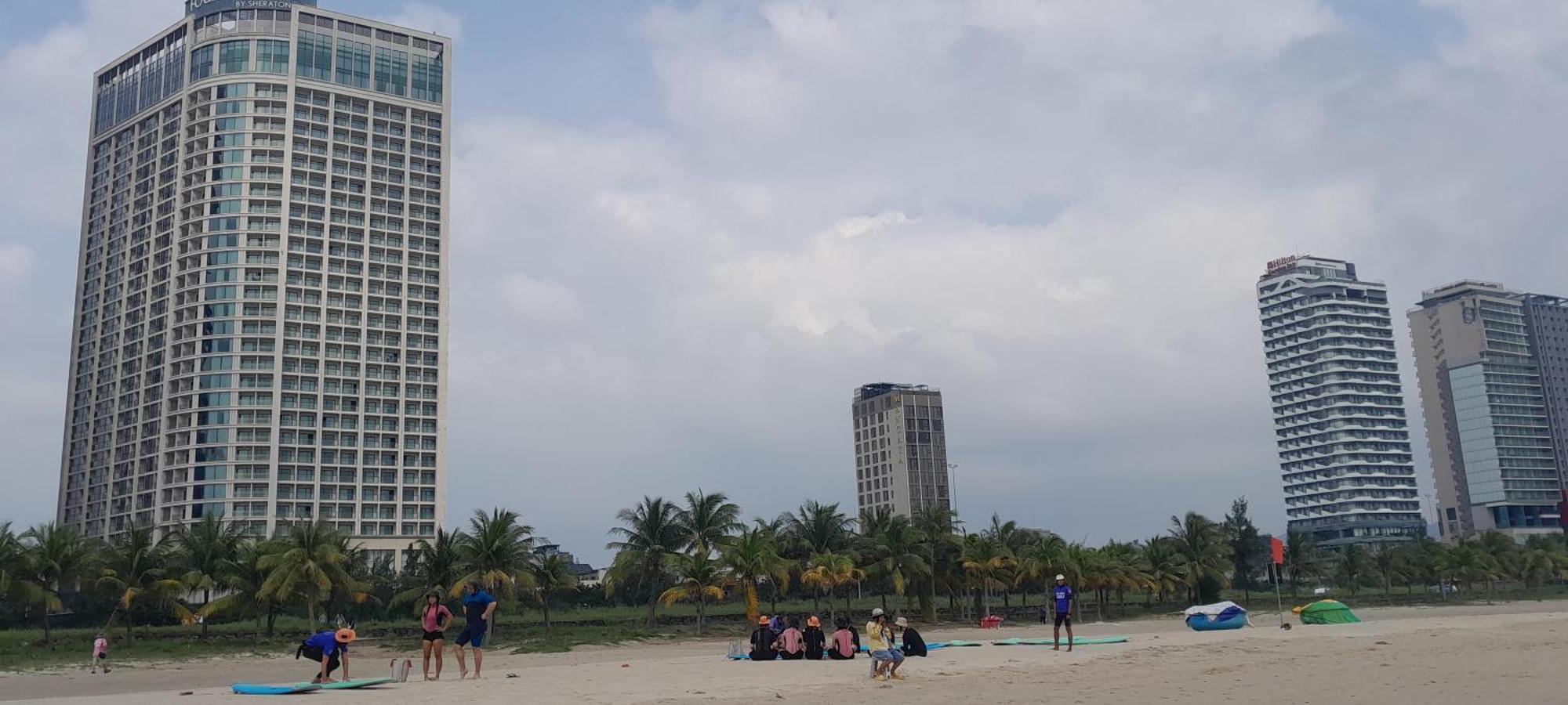 Beachfront Luxury Apartment - Rooftop Pool - Da Nang Exterior foto