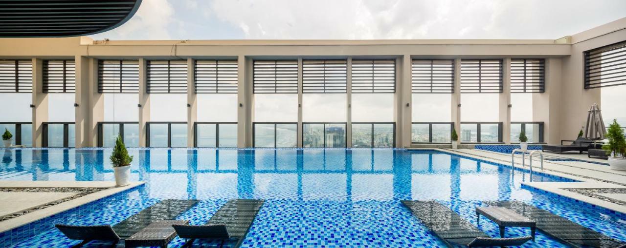 Beachfront Luxury Apartment - Rooftop Pool - Da Nang Exterior foto